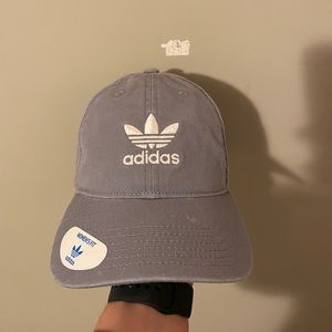 Adidas hat - gray